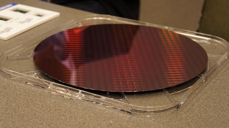 First China-Made 6-Inch Silicon Carbide Wafer Released In Shanghai